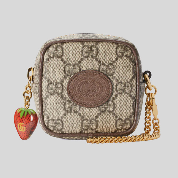 GUCCI GG Strawberry Coin Wallet/Pouch With Chain And Strawberry Charm 726252