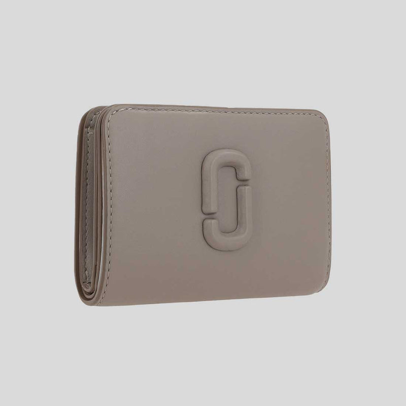 MARC JACOBS The Covered J Marc Mini Compact Wallet Cement 2S4SMP007S02