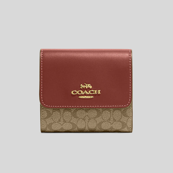 Coach Small Trifold Wallet in Colorblock 2021 Ss, Green